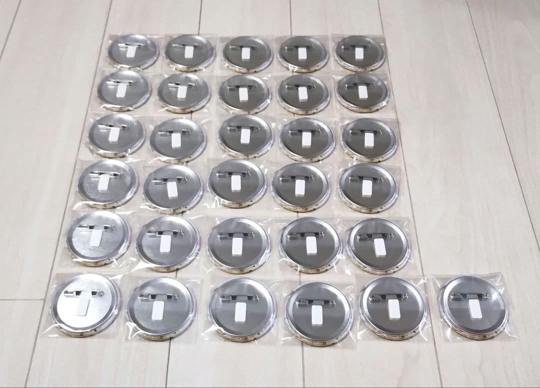 バンドリ ガルパ 白鷺千聖 Flowerful 缶バッジ 31個セット - メルカリ