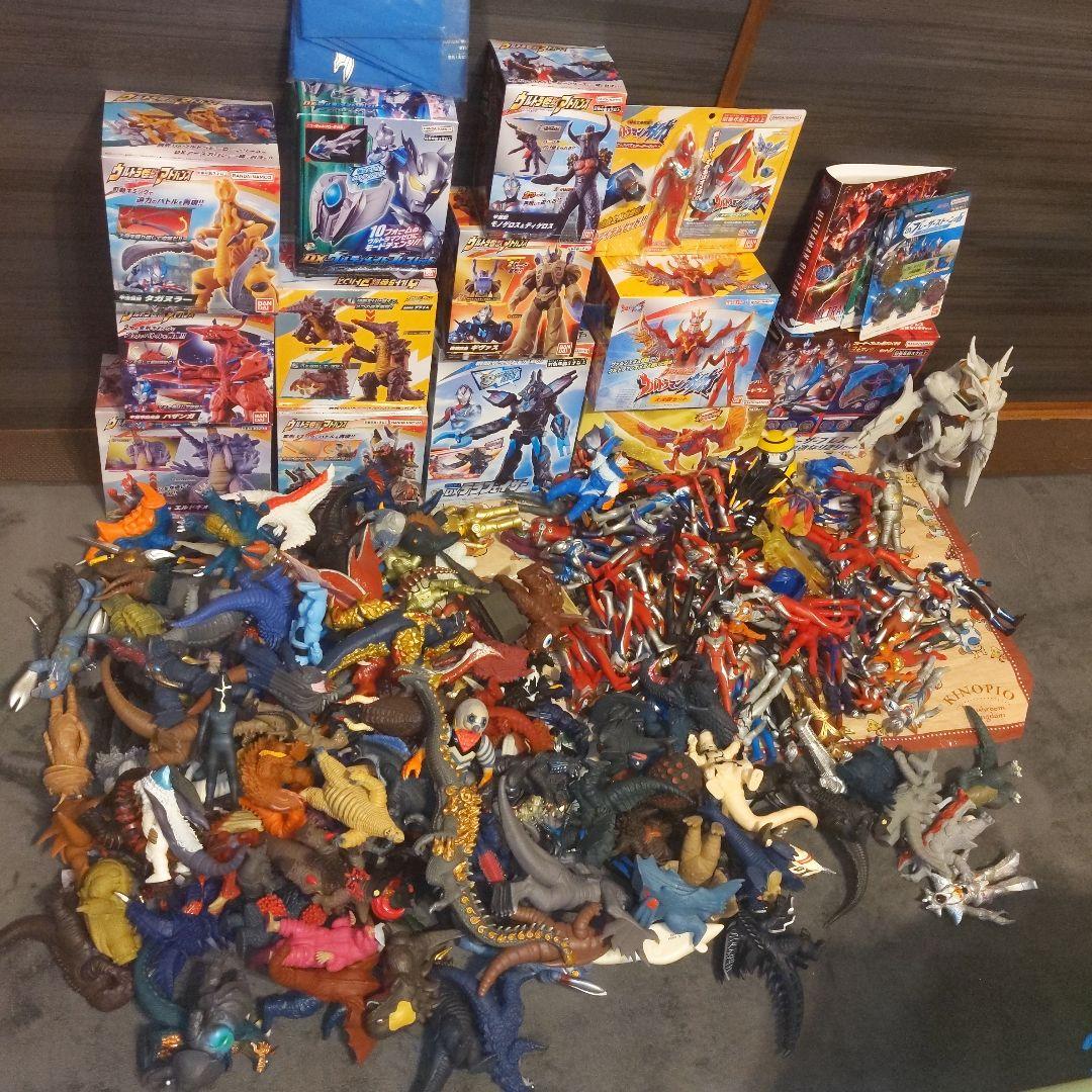 ウルトラマンソフビ ウルトラ怪獣ソフビ その他 オークション ウルトラマン ウルトラ怪獣ソフビ 23体まとめ売り - メルカリ