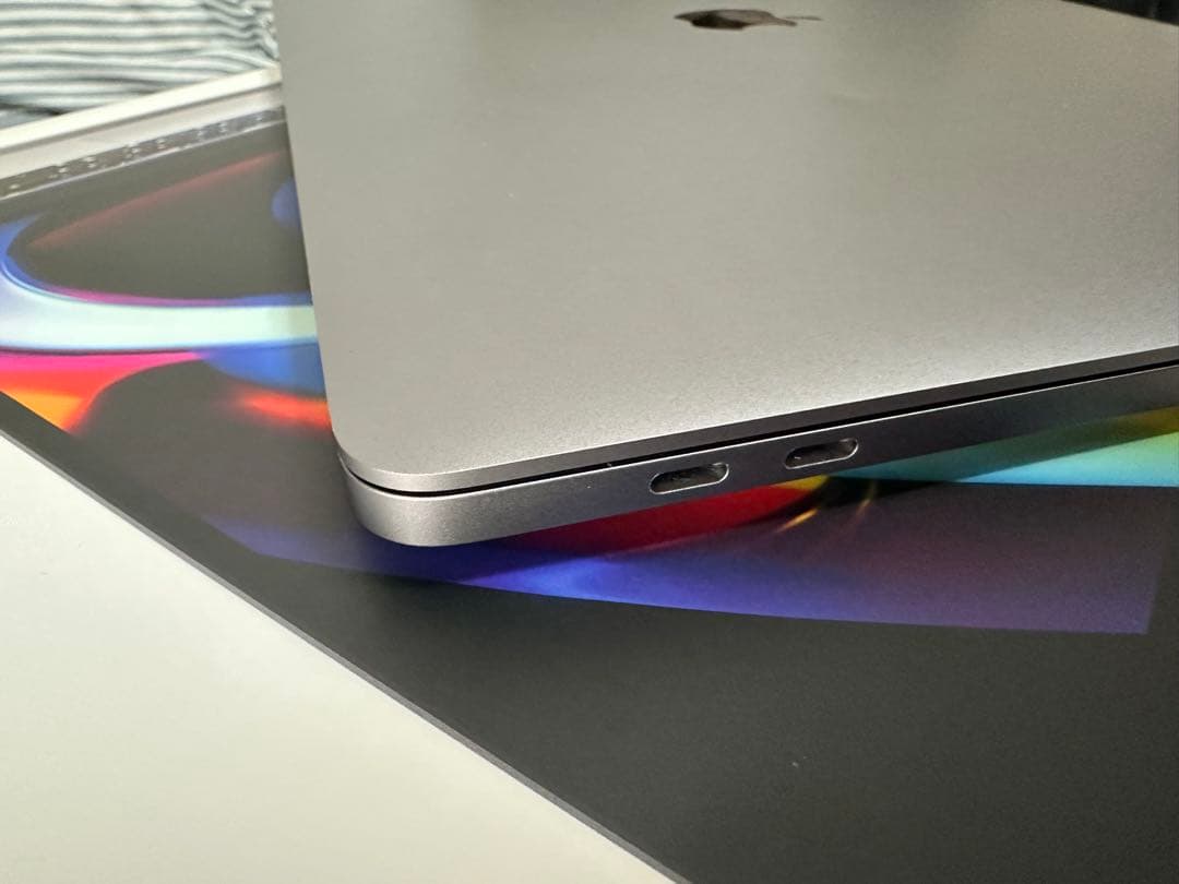 充放電33回・極上品】MacBook Pro 16インチ 2019年モデル - メルカリ