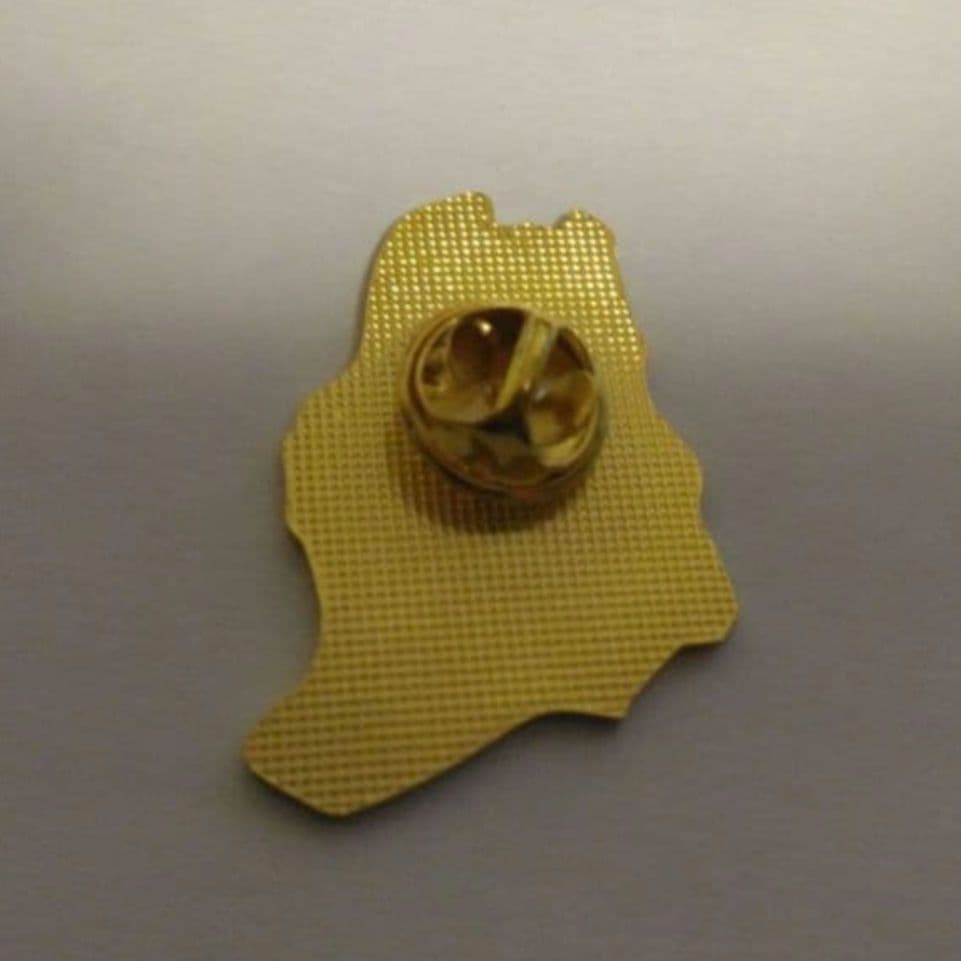 2つセット 万博 ピンバッジ 金色 銀色 文字 地図 サウジアラビア