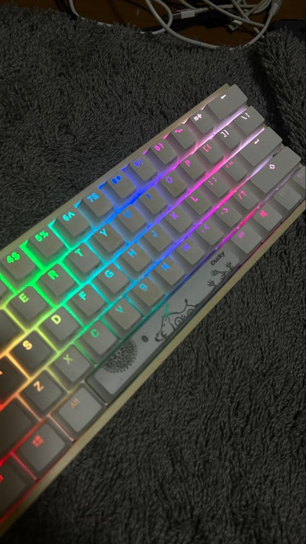ダッキー ワンツーミニ 銀軸 Amazon.co.jp: USB-C Ducky One 2 Mini Pure White RGB 60% version 銀