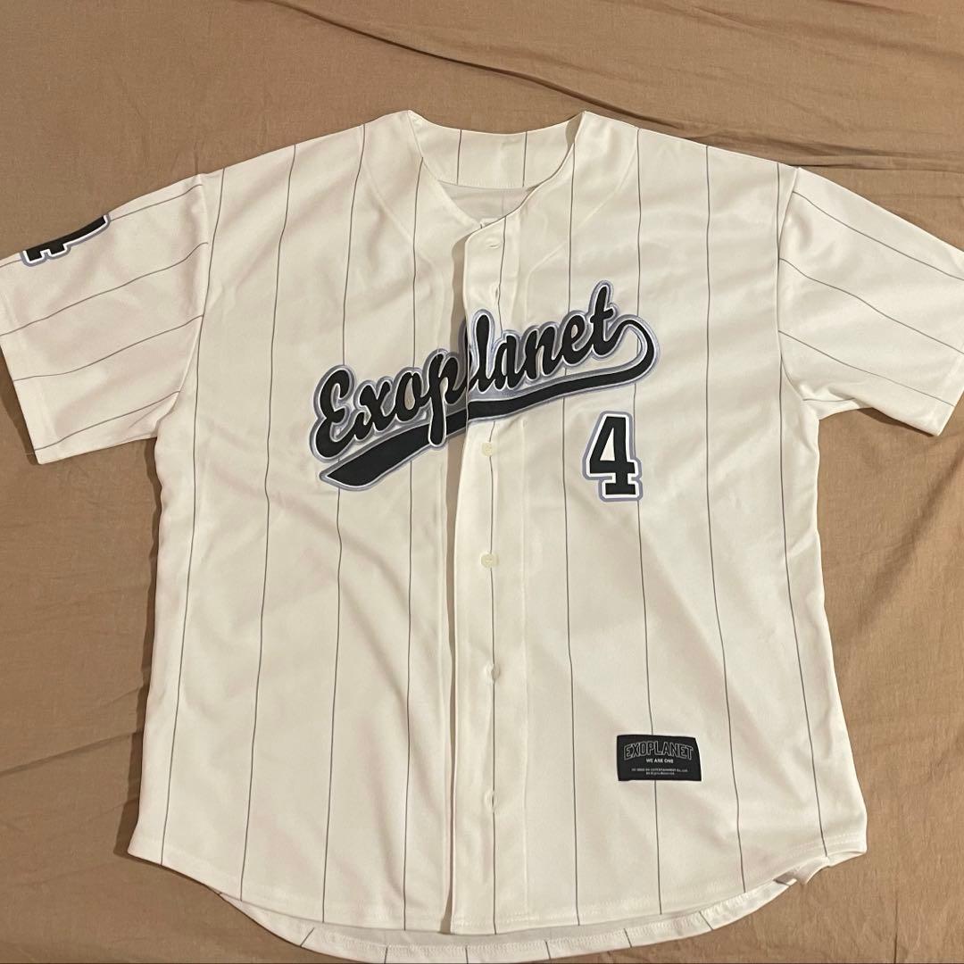 EXOベッキョンBaekhyun ユニフォーム - メルカリ