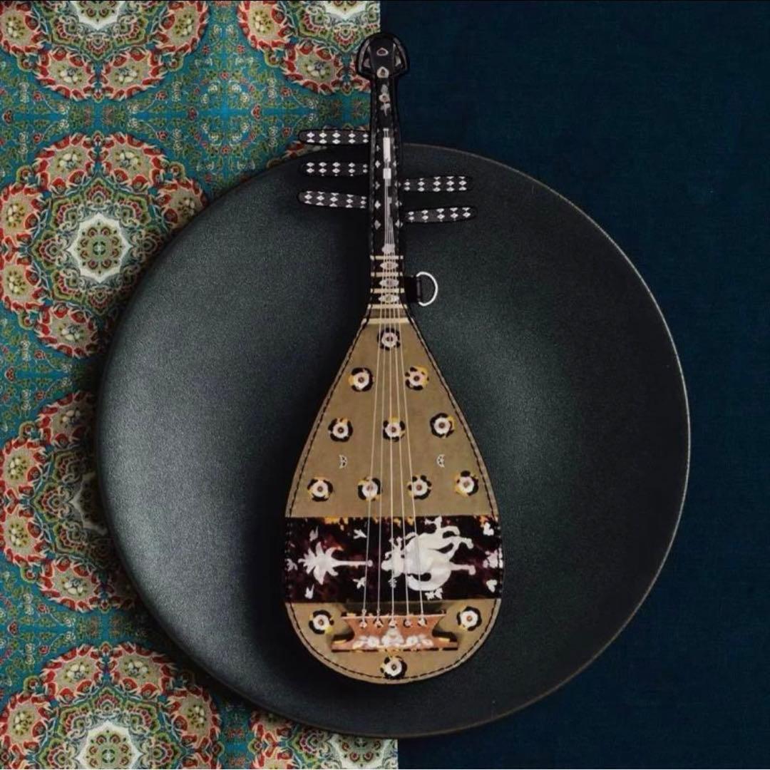 新品 フェリシモ 正倉院 模造 螺鈿紫檀五絃琵琶ポーチ&エコバッグ