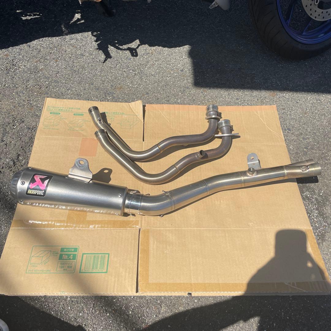 YZF-R25アクラポビッチ フルエキ マフラー レーシングライン - メルカリ