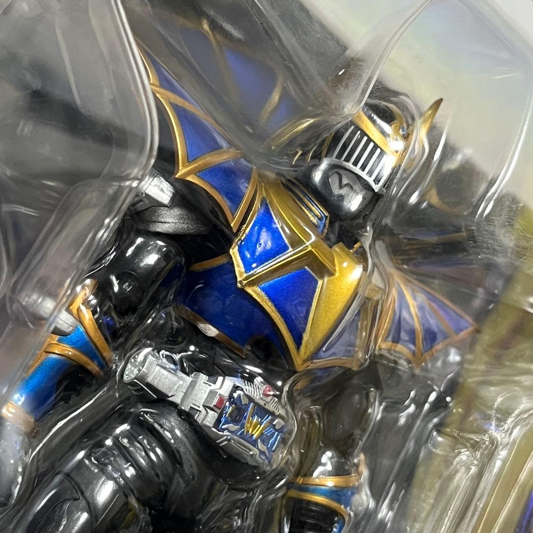 【未開封】S.H.Figuarts 仮面ライダー ナイト サバイブ