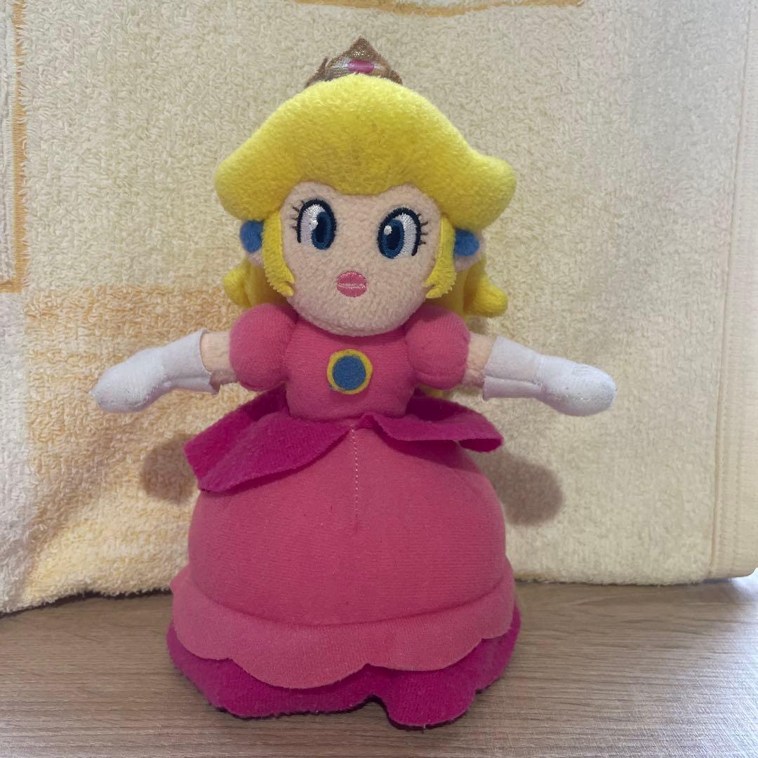 大幅値下げ】希少 マリオパーティ5 ピーチ ぬいぐるみの三英 - メルカリ