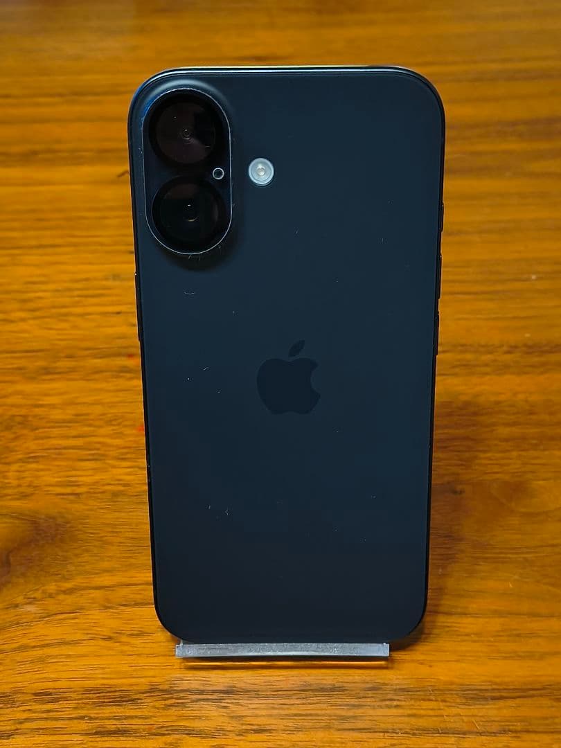 iPhone 16 ブラック 512GB SIMフリー バッテリー96% - メルカリ