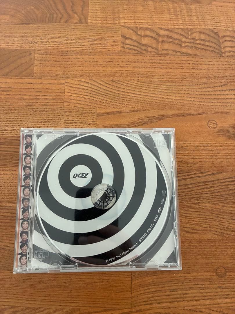 もしもし、くるり CD ファンデリア　デモテープ　インディーズ　サイン入 Amazon.co.jp: ファンデリア: ミュージック