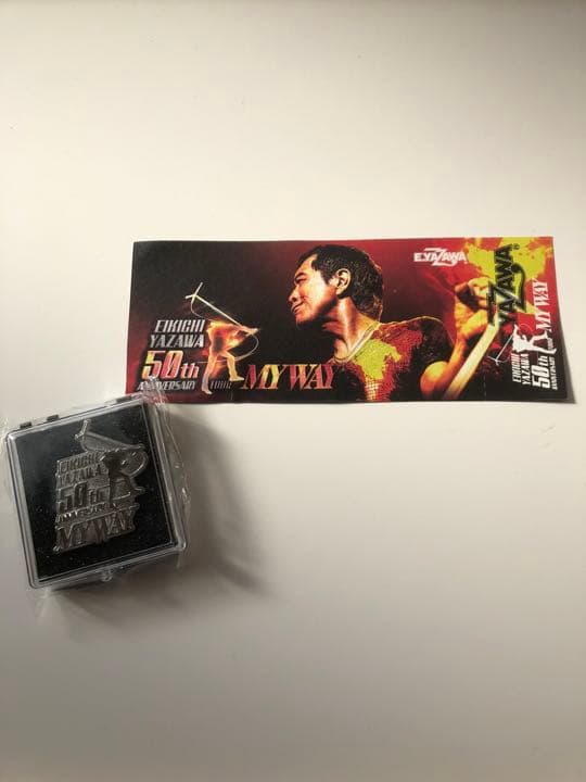 矢沢永吉 50周年 SS席記念ピンバッチ 8月27日国立競技場 - メルカリ