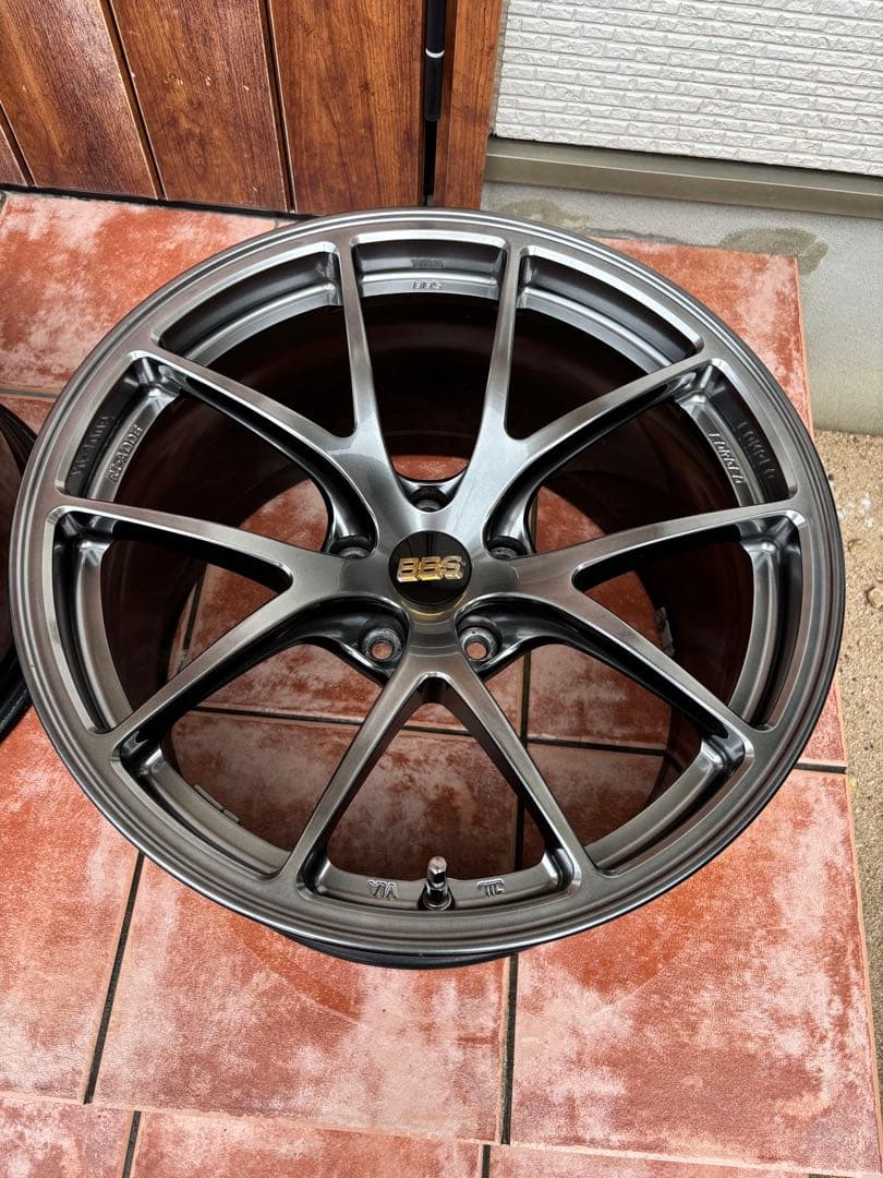 BBS RI-A 18インチ PCD114.3 10.5J ＋18