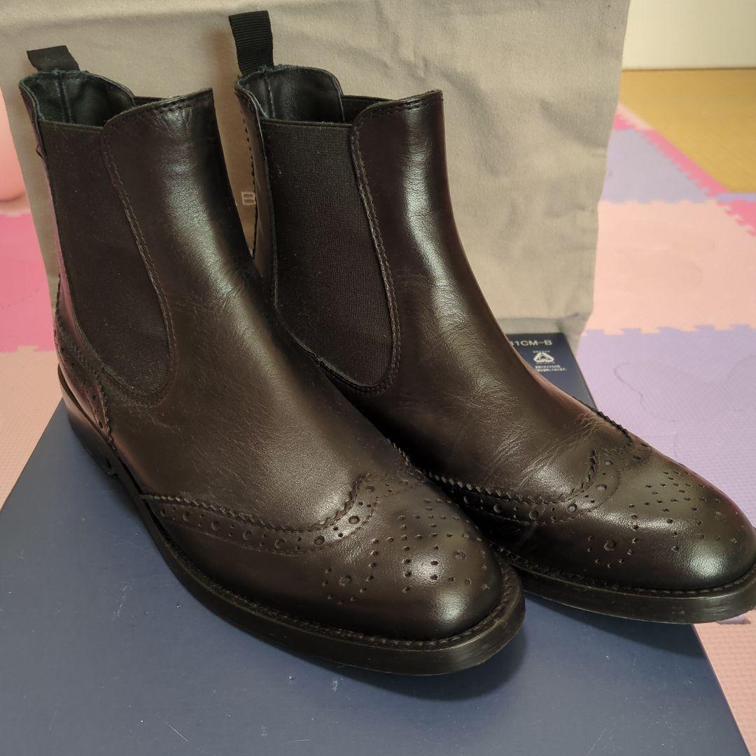 ファビオルスコーニ　サイドゴアショートブーツ　23.5cm✫