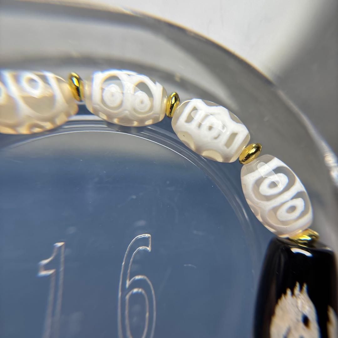 もんちゃん様専用瑪瑙 龍眼天珠+馬天珠 ブレス 1-1 - メルカリ