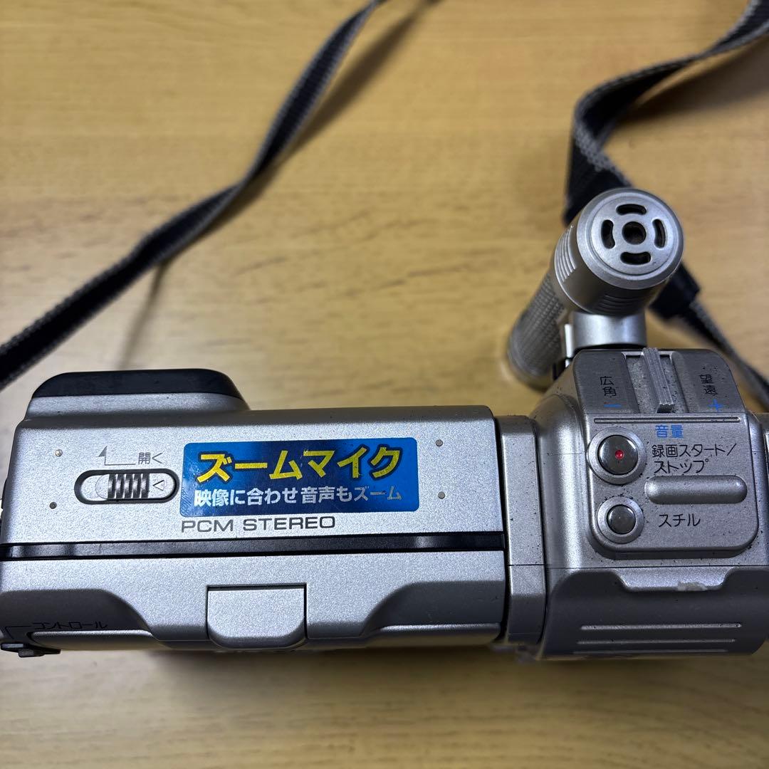 SHARP デジタルビデオカメラ VL-FD3 - メルカリ