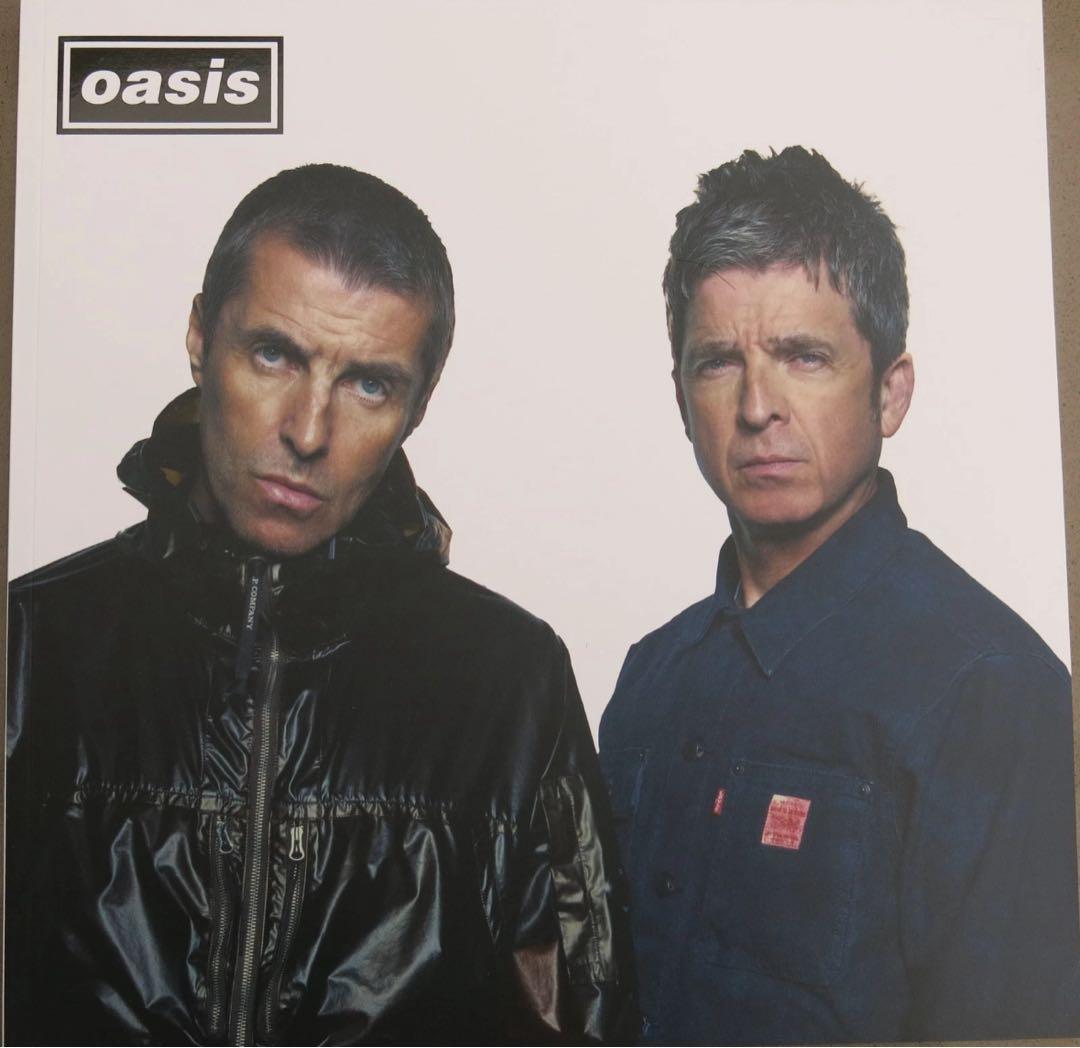 Oasis live '25 パンフレット
