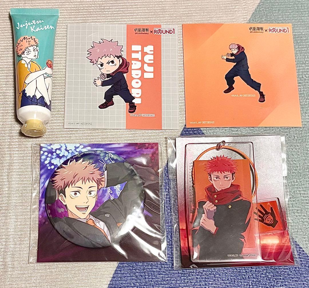 虎杖悠仁 缶バッジ アクリルスタンド 幻影夜行 カフェ 渋谷事変 はぐは