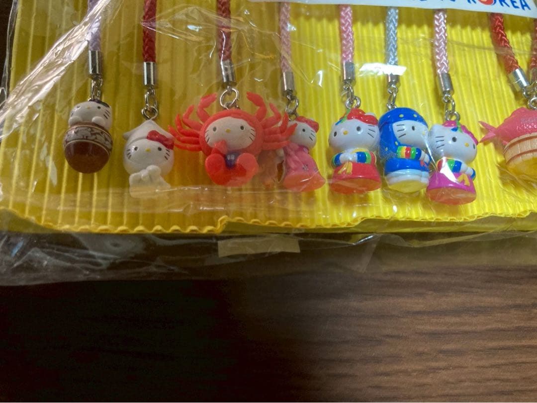希少 激レア 新品 ご当地 ハローキティ 韓国 12点セット ストラップ
