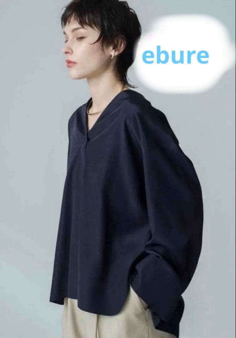 2025SS エブールebureVネックブラウス タグ付き新品 - メルカリ