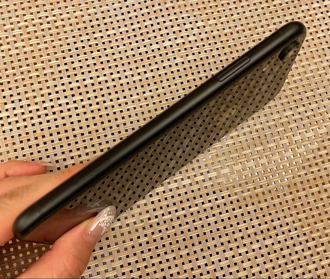 Apple iPhone XR 128GB 箱つき 液晶に難あり - メルカリ