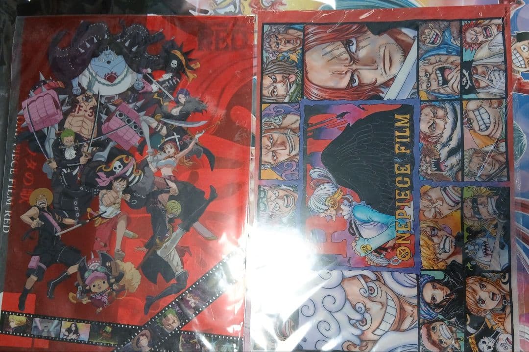 ワンピース フィルムレッド クリアポスター - メルカリ