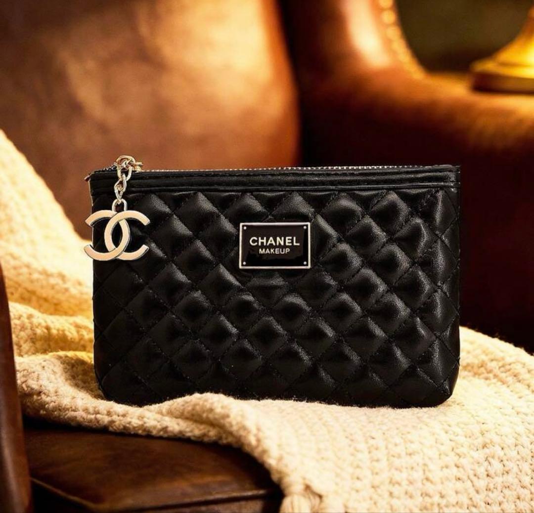 非売品】CHANEL シャネル キルティングポーチ - メルカリ