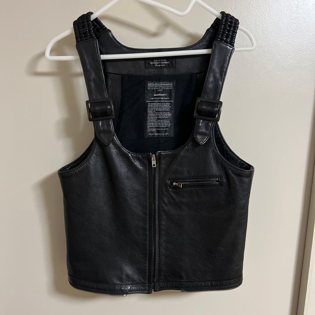 UNUSED レザー ベスト - メルカリ