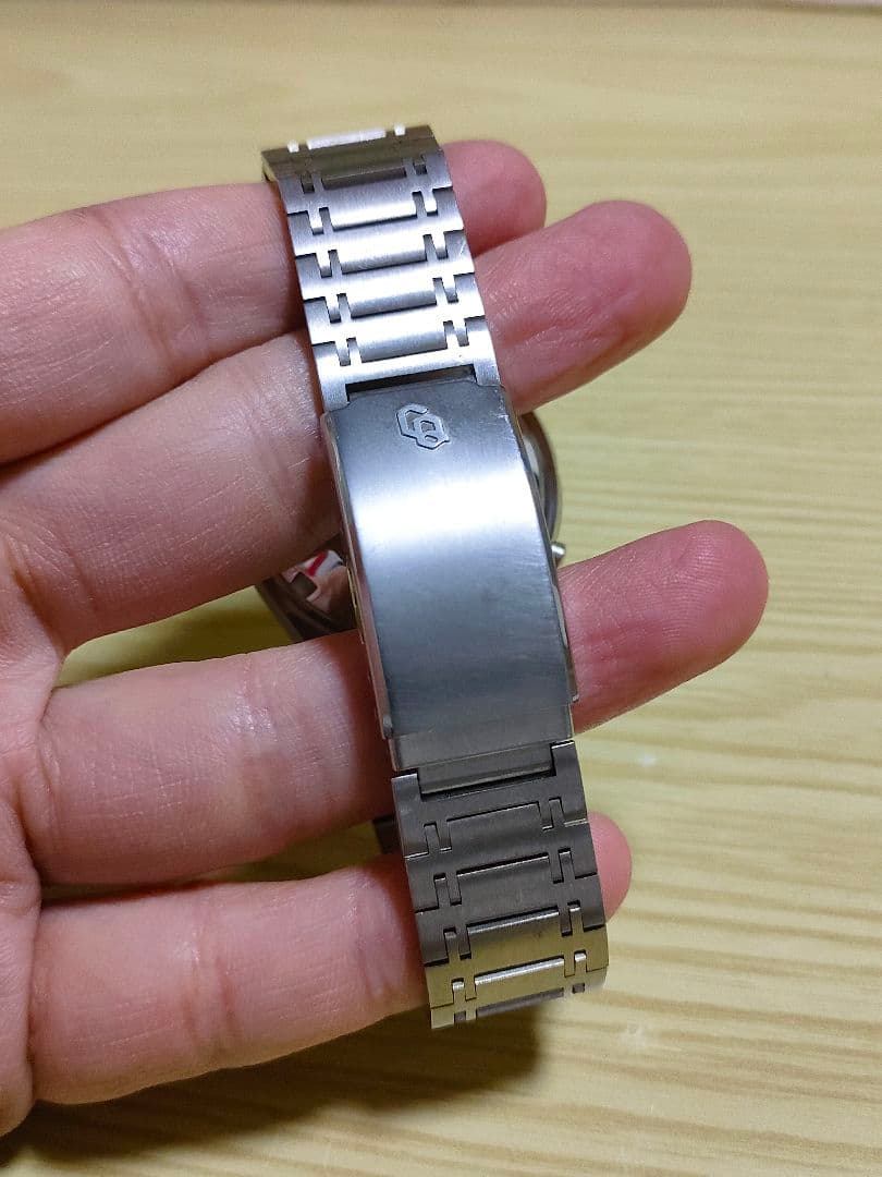 レア CITIZEN CRYSTRON LC 4-095616 デジタル腕時計 - メルカリ