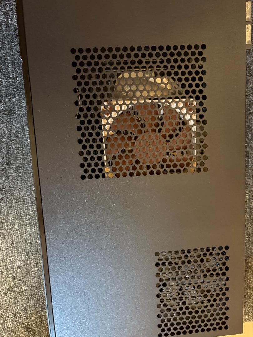 静音横置PC[Core i3-8350K / 16GB / 500GB] - メルカリ