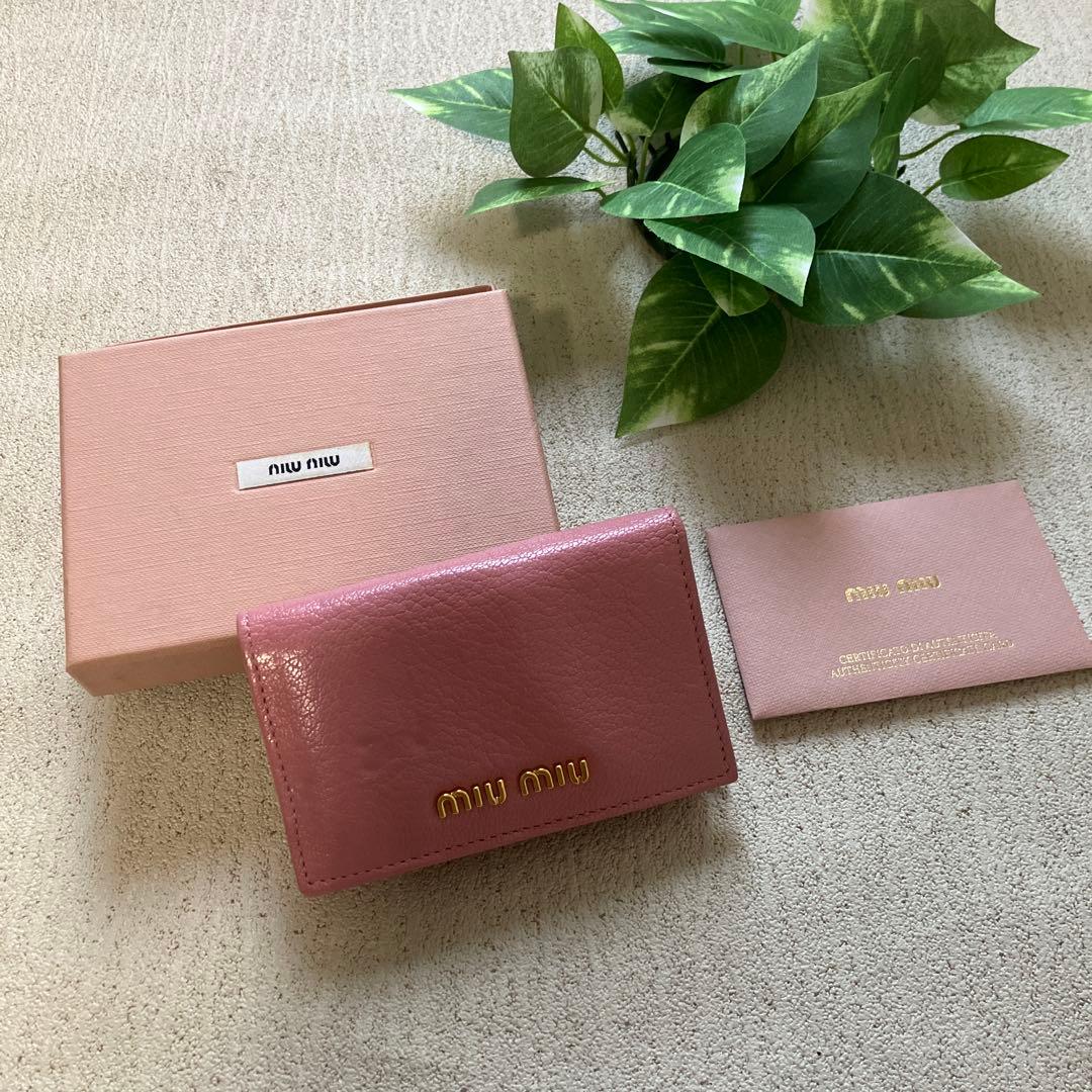 miumiu 名刺入れ※ギャランティカード有り MIUMIU ミュウミュウ マテラッセ カードケース パスケース 名刺入れ