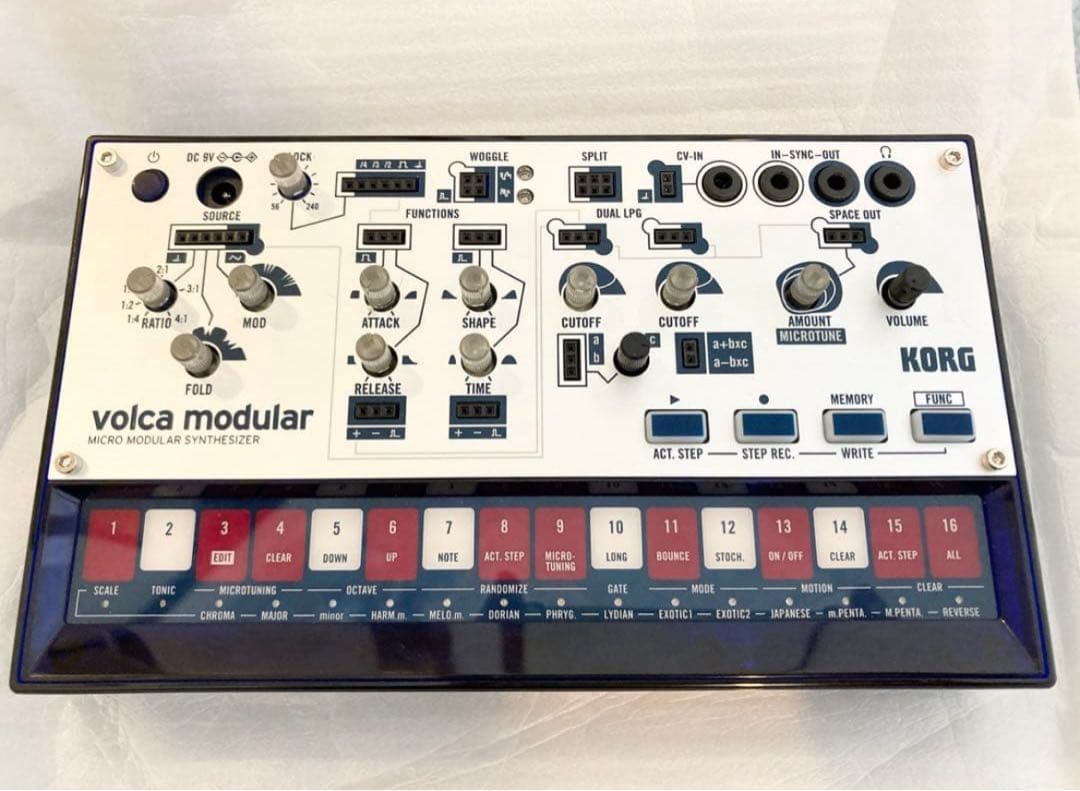 t*m様 KORG Volca modular 中古 ACアダプター付き t*m様 KORG Volca modular 中古 ACアダプター付き
