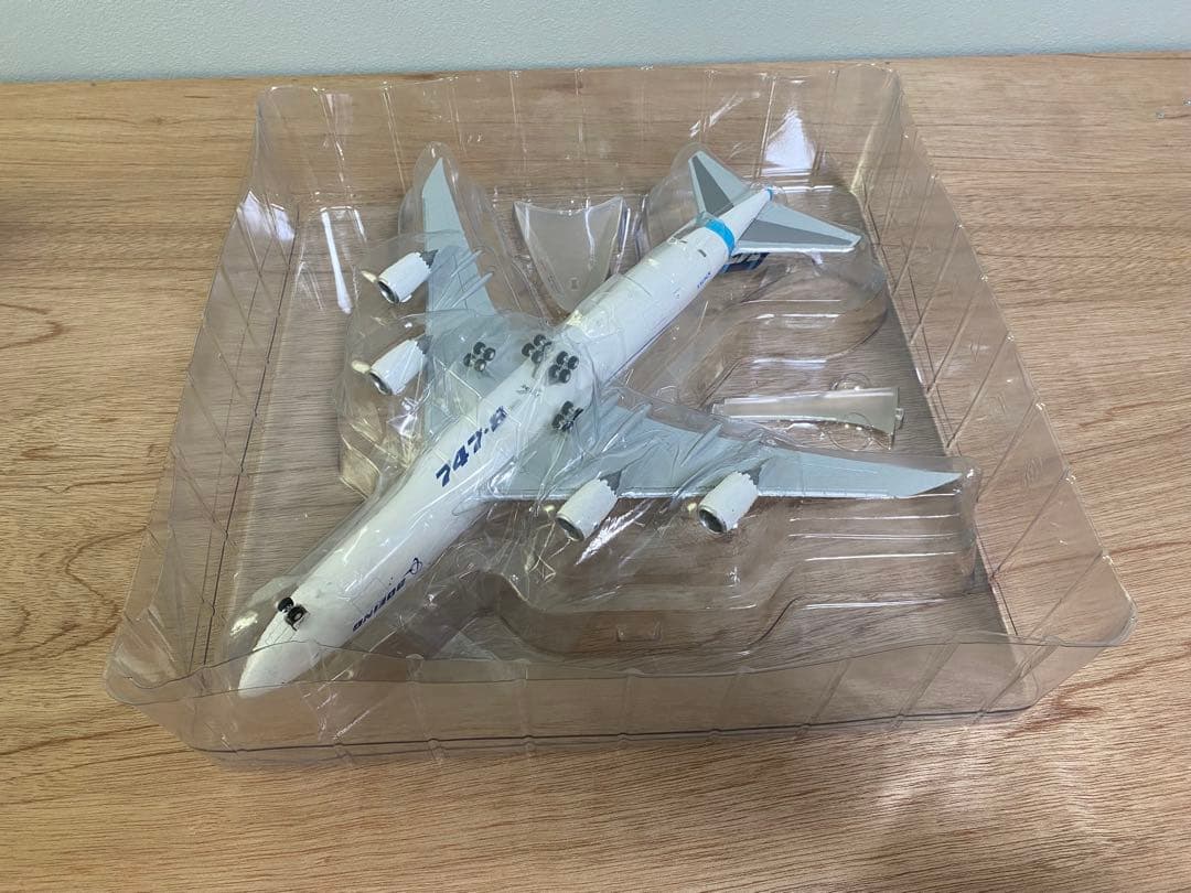 ヘルパ製 B747-8Fハウスカラー N747EX 1/200 ヘルパ製 B747-8Fハウス