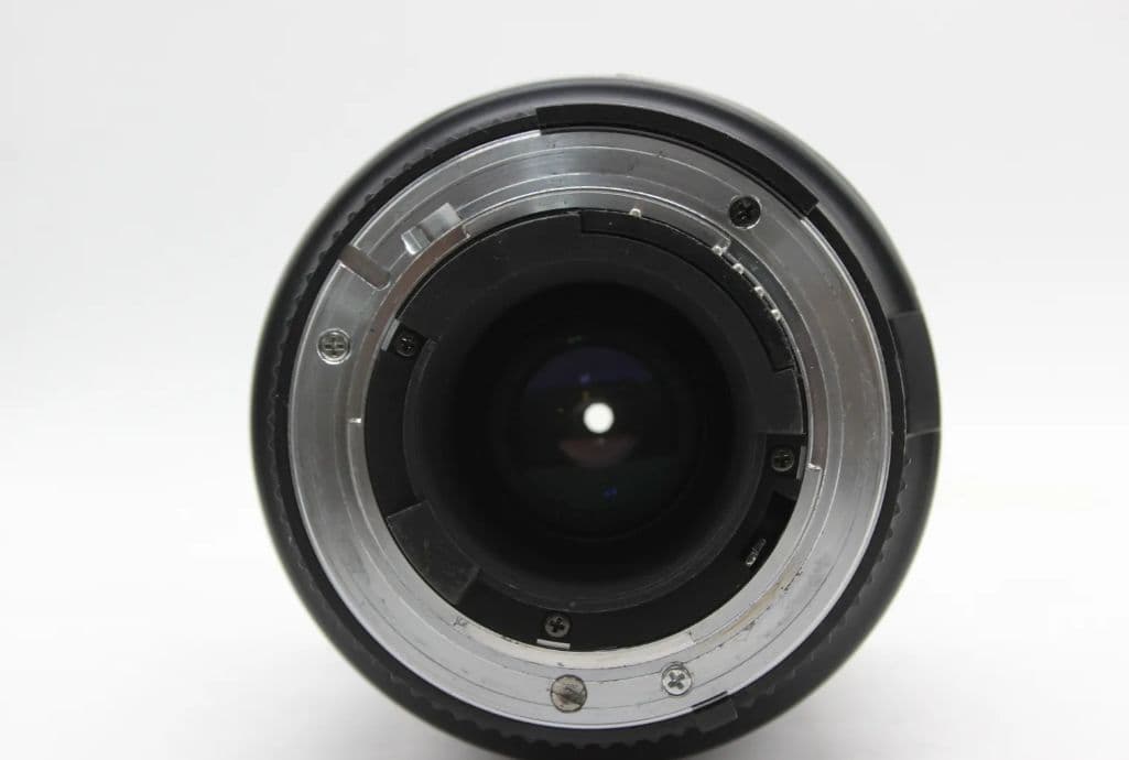 2月23日限定価格【超望遠レンズ】Nikon AF 70-300mm ED - メルカリ