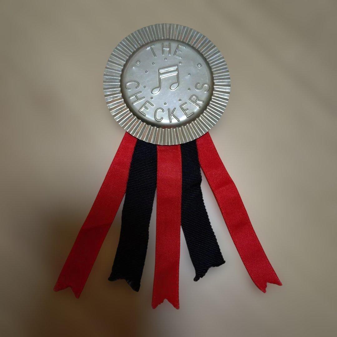 チェッカーズ サイン色紙 ファンクラブ限定 勲章 バッジ ファンレター