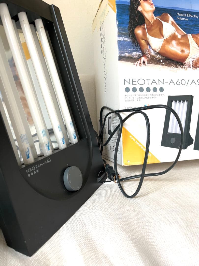 Ꮶ*様 美品　日焼け　家庭用　タンニングマシン　NEOTAN ネオタン　A-60 NeoTanA60 ネオタンA60
