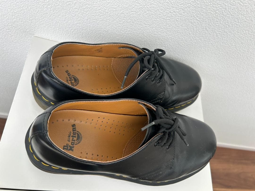 人気 Dr.Martens ドクターマーチン 3ホール UK7 26cm 革靴 - メルカリ