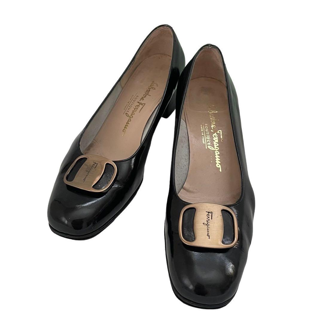 Salvatore Ferragamo フェラガモ ヴァラ金具 パンプス ヒール - メルカリ