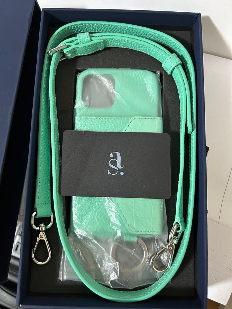 鈴木亜美さん iPhone16proケースとストラップ2点セット iPhoneケース詳細📱🩵 12月12日21時〜予約販売開始 2月半ばお届け分の