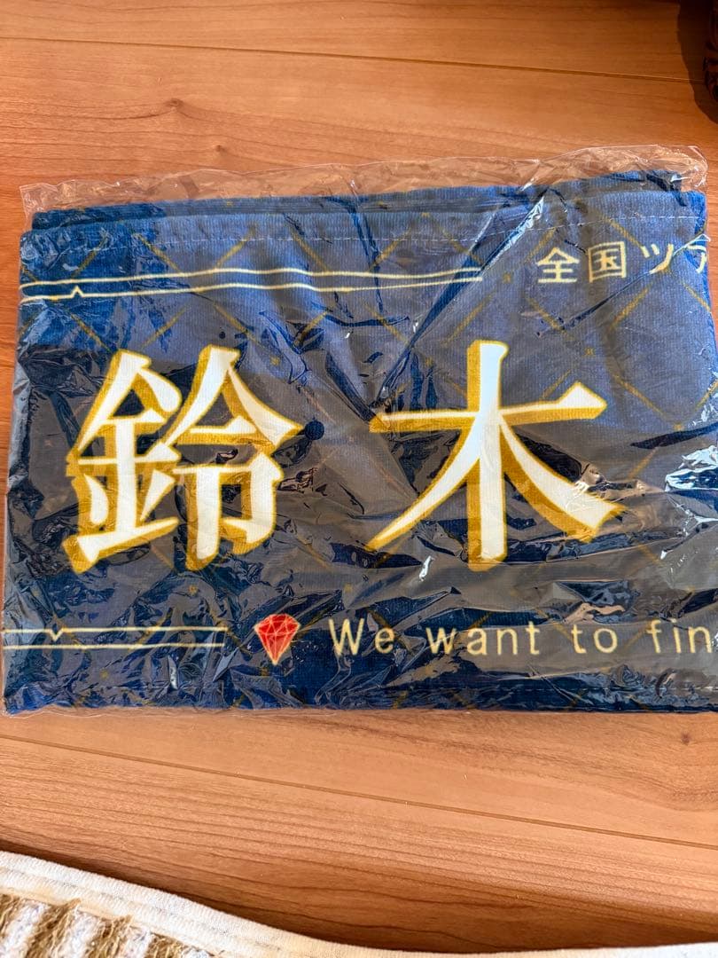 ≠ME ノイミー 鈴木瞳美 タオル - メルカリ