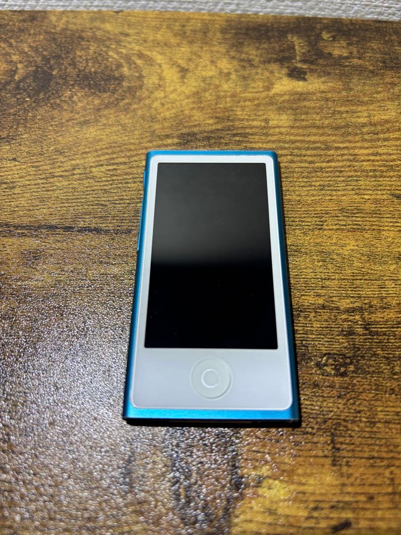 美品】Apple iPod nano 青色 16GB - メルカリ