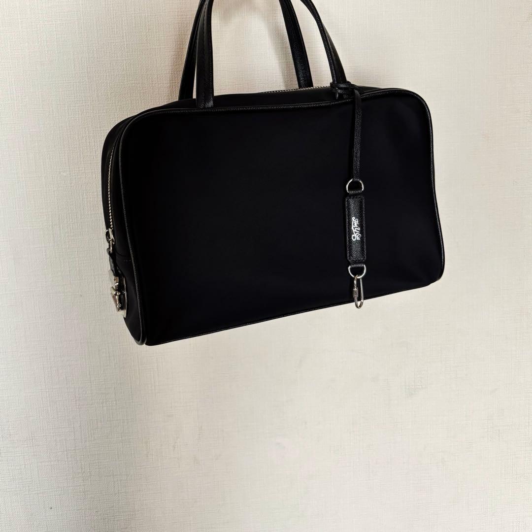 tout y est トゥティエ ロケナイロンスモールバッグ ブラック 黒