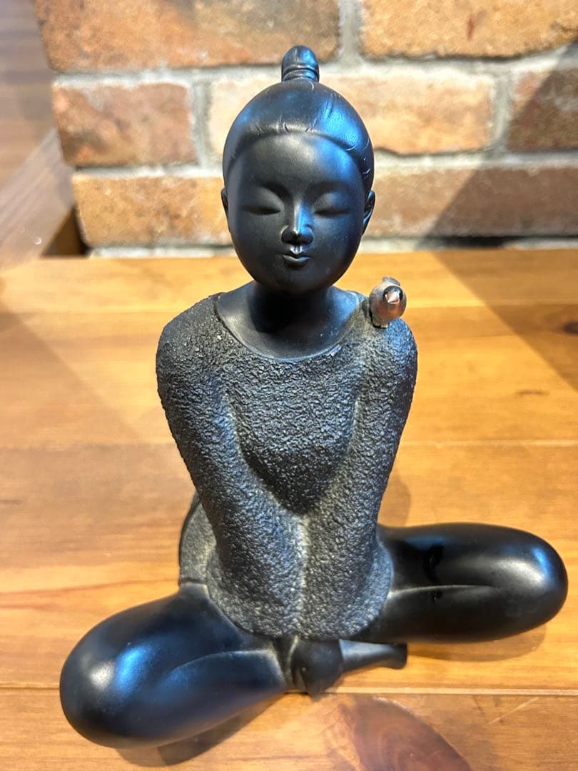 金工師 板保次作 銅製 「おすまし」 ブロンズ像 - メルカリ