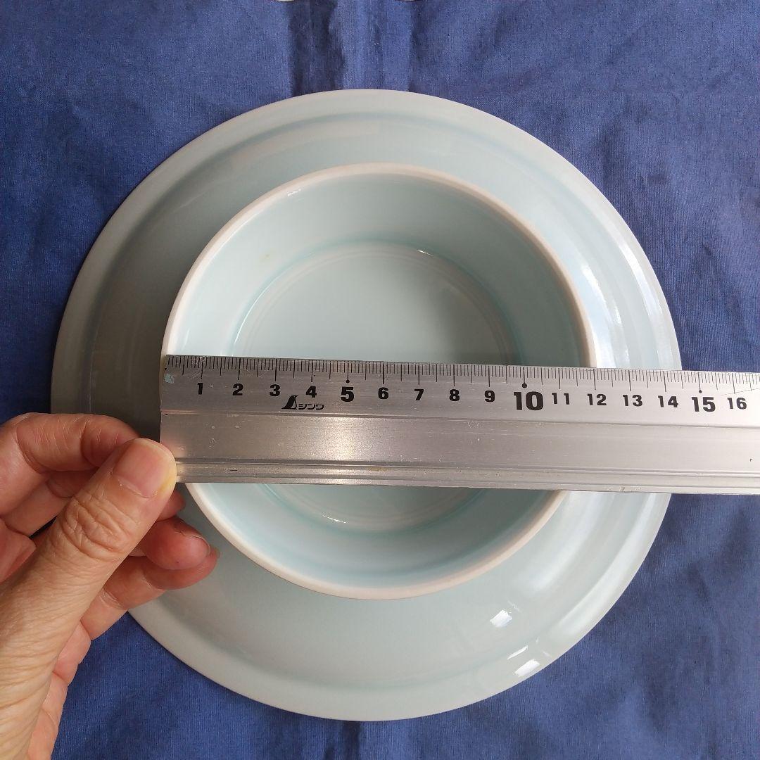 人間国宝♢塚本快示♢青白磁♢牡丹刻♢高台皿♢骨董 - メルカリ