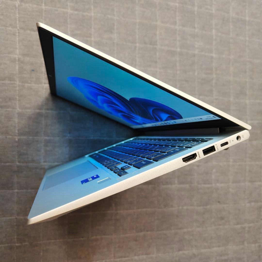 2025年3月 HP 超美品 爆速 13世代 i5 32GB 新品 1TB 17