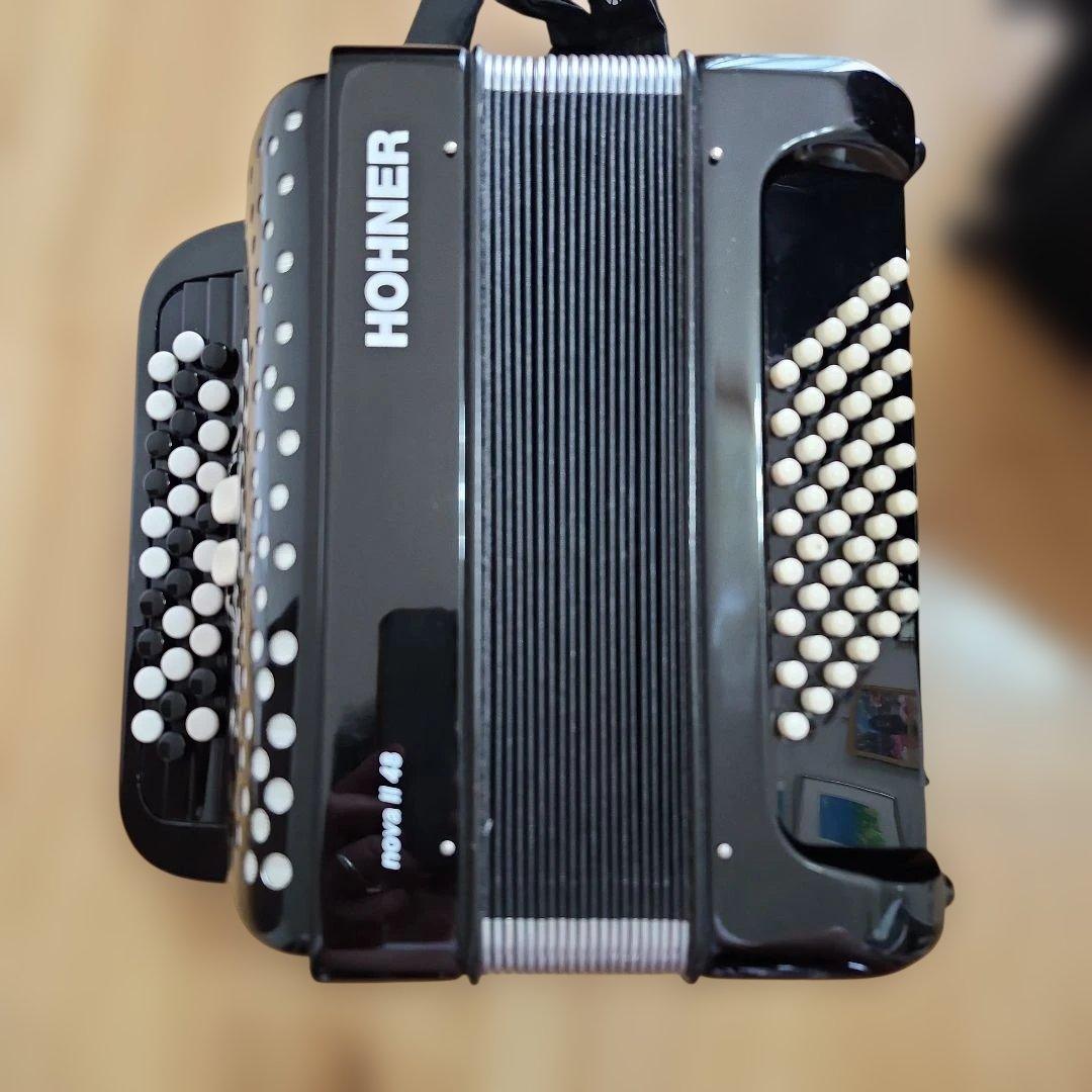 Hohner nova Ⅱ 48 アコーディオン ブラック 専用ケース付き