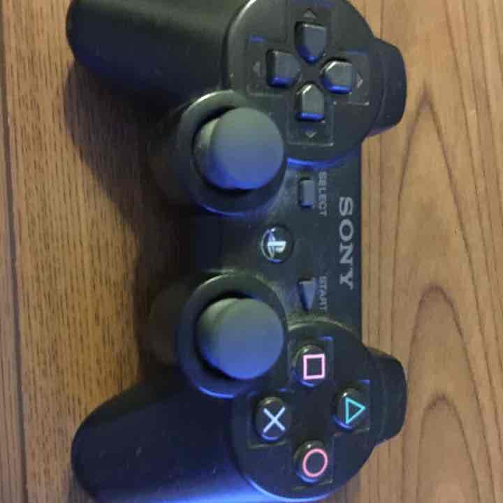 プレステ3コントローラー Amazon.com: PlayStation SIXAXIS Wireless Control PS3 (Renewed