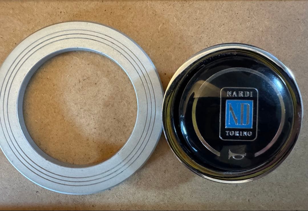 当時物　NARDI ナルディ　ホーンボタン　ホーンリング　旧車　ビンテージ ☆NARDI CLASSIC ナルディ クラシック ホーンボタン！！ラッパマーク