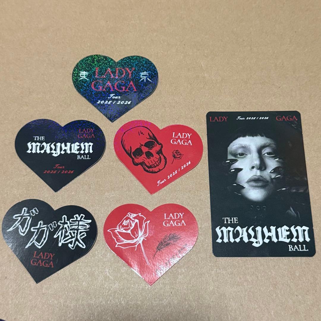 レディーガガ　ステッカー　カード　6種　メイヘム　日本　LADYGAGA レディーガガ ステッカー カード 6種 メイヘム 日本 LADYGAGA - メルカリ