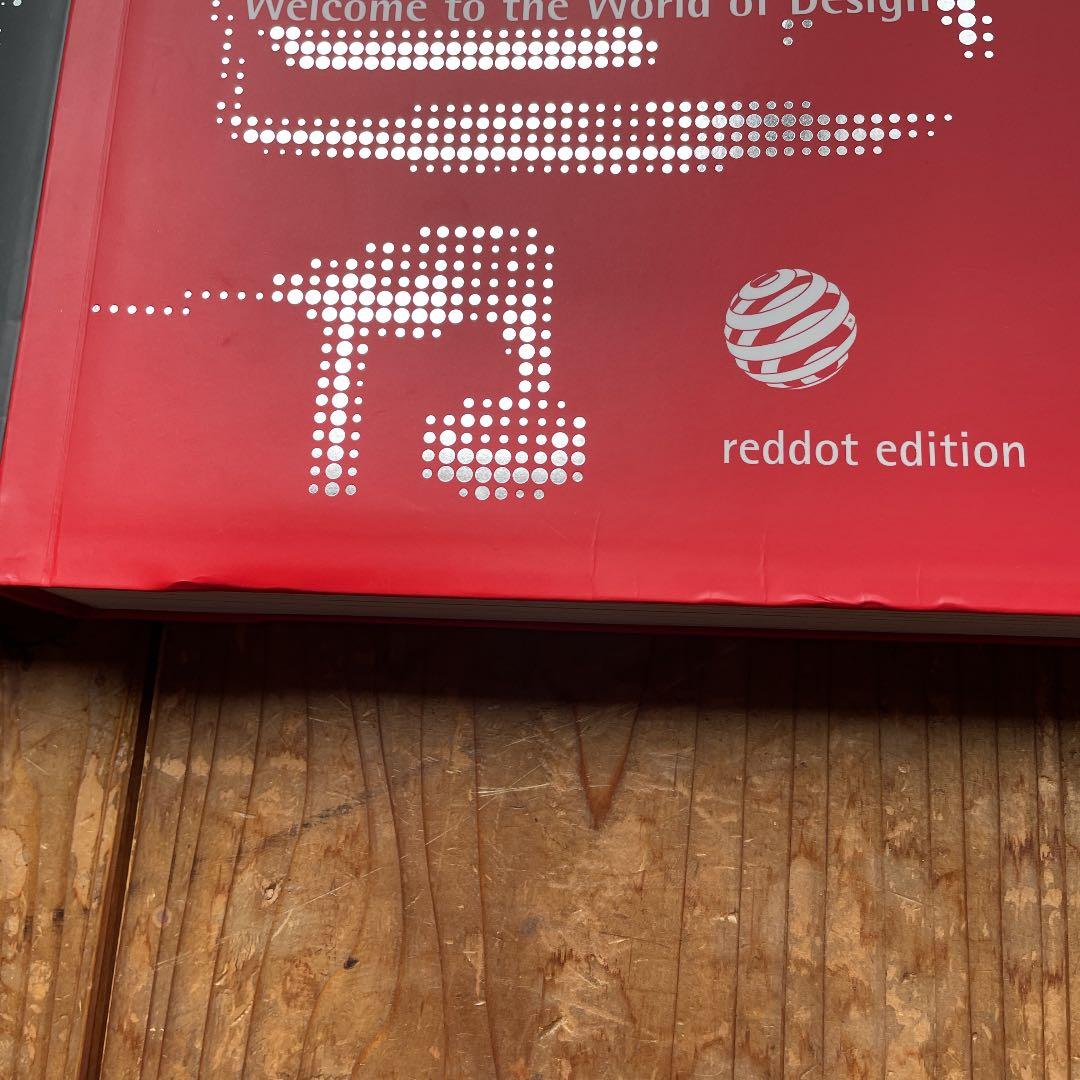 red dot year book 2013/2014 3冊 - メルカリ