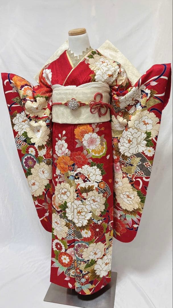 牡丹 菊 金糸 金彩 赤 振袖 成人式 振袖6点セット 成人式 正絹 - メルカリ