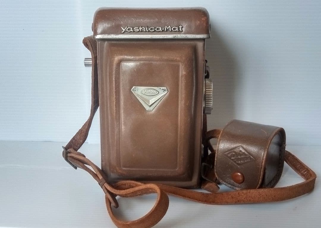 Yashica-Mat 二眼レフカメラ 専用ケース付き レトロ ヤシカ - メルカリ