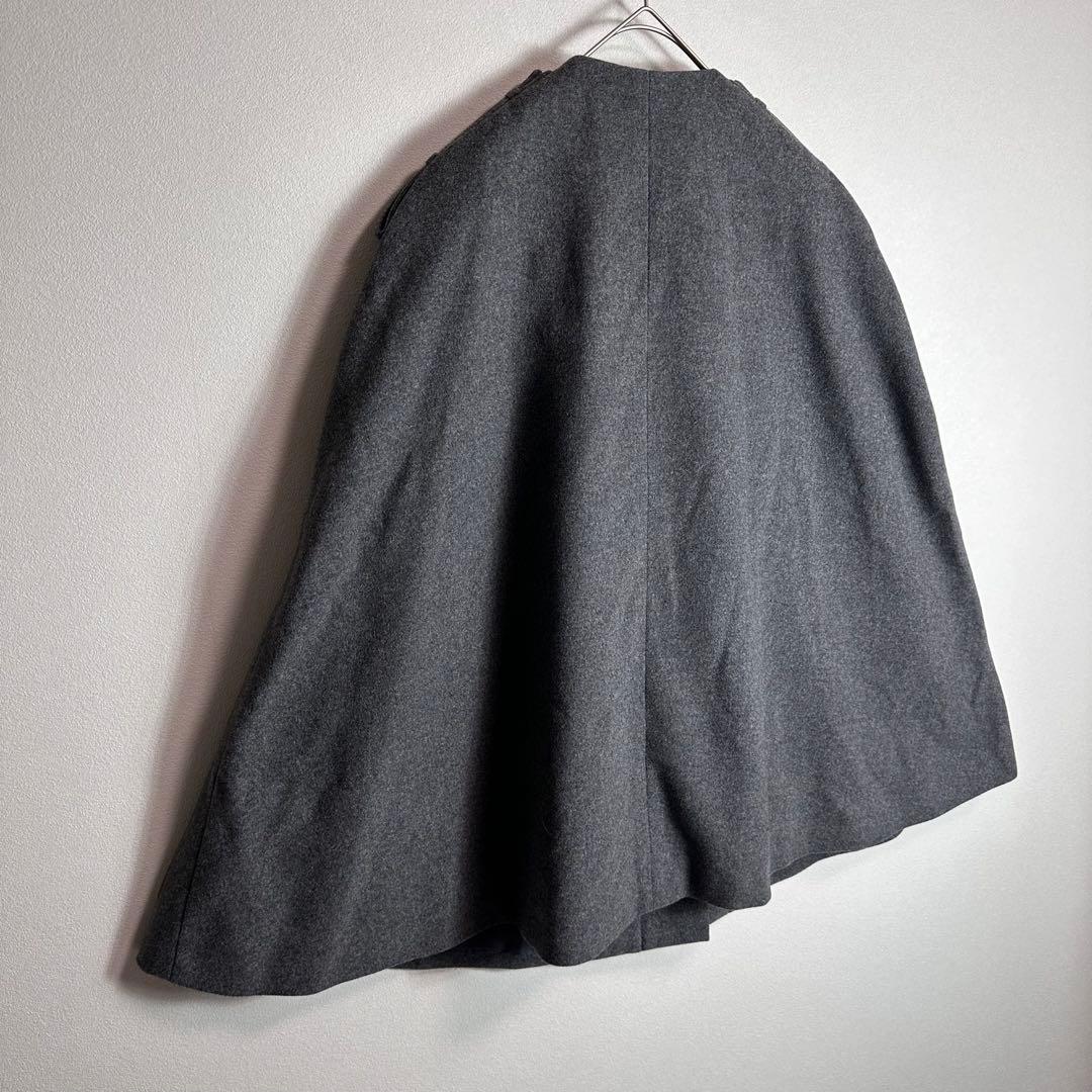 アドーア ポンチョ コート グレー エポレット ノーカラー ケープコート M